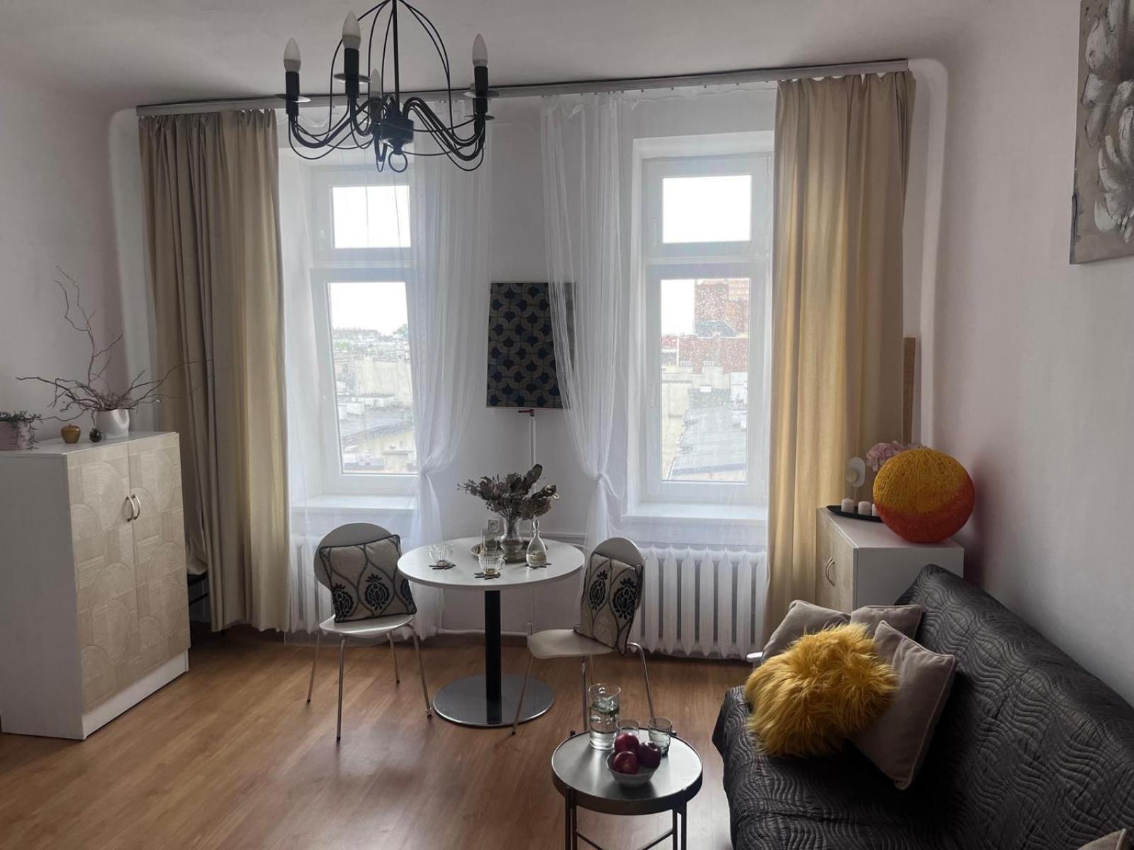 Paryskie Studio W Sercu Warszawy Varšava Exteriér fotografie